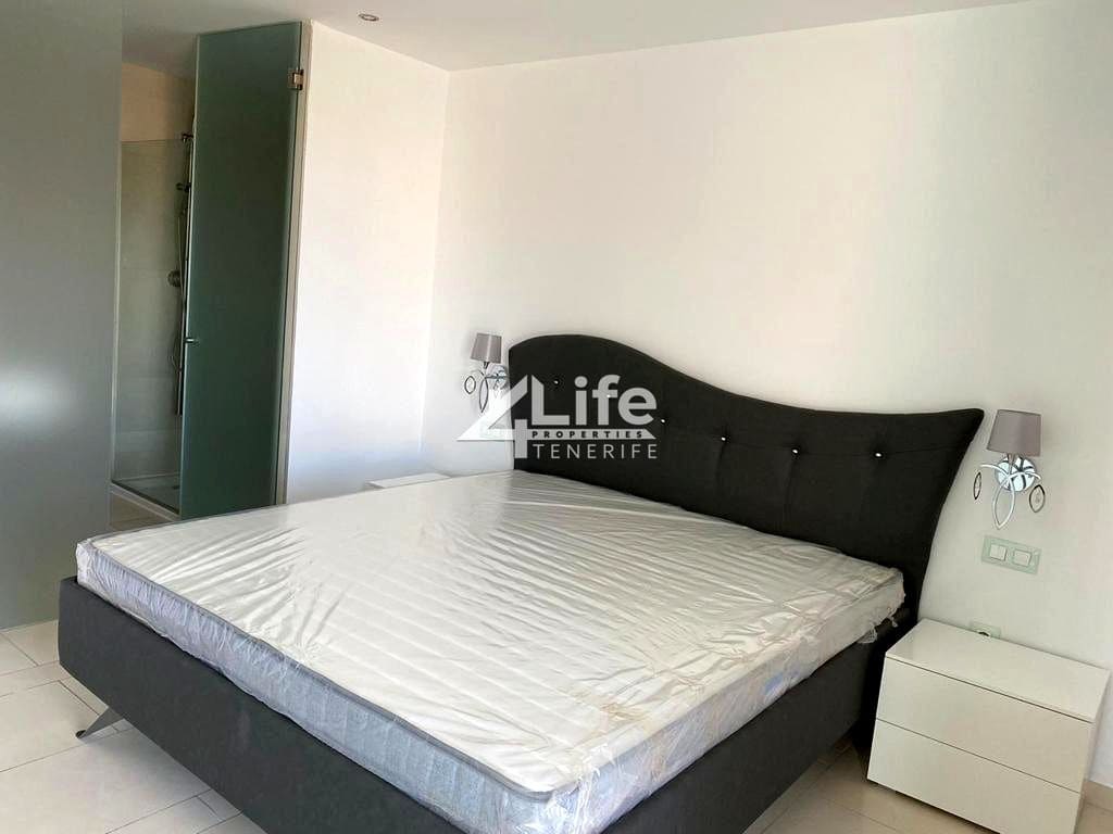 2 quarto Apartamento para arrendar em Palm-Mar com piscina garagem - 1 900 € (Ref: 7616179)