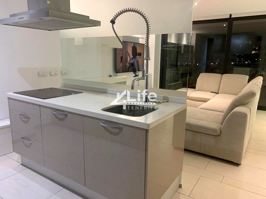 2 quarto Apartamento para arrendar em Palm-Mar com piscina garagem - 1 900 € (Ref: 7616179)