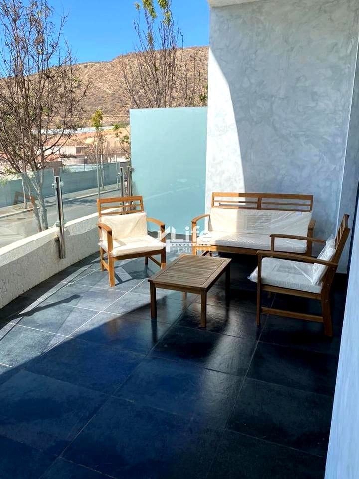 2 quarto Apartamento para arrendar em Palm-Mar com piscina garagem - 1 900 € (Ref: 7616179)