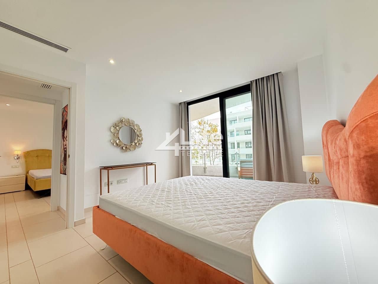 2 bedroom Flat for rent in Palm-Mar with pool garage - € 1,900 (Ref: 7616179)