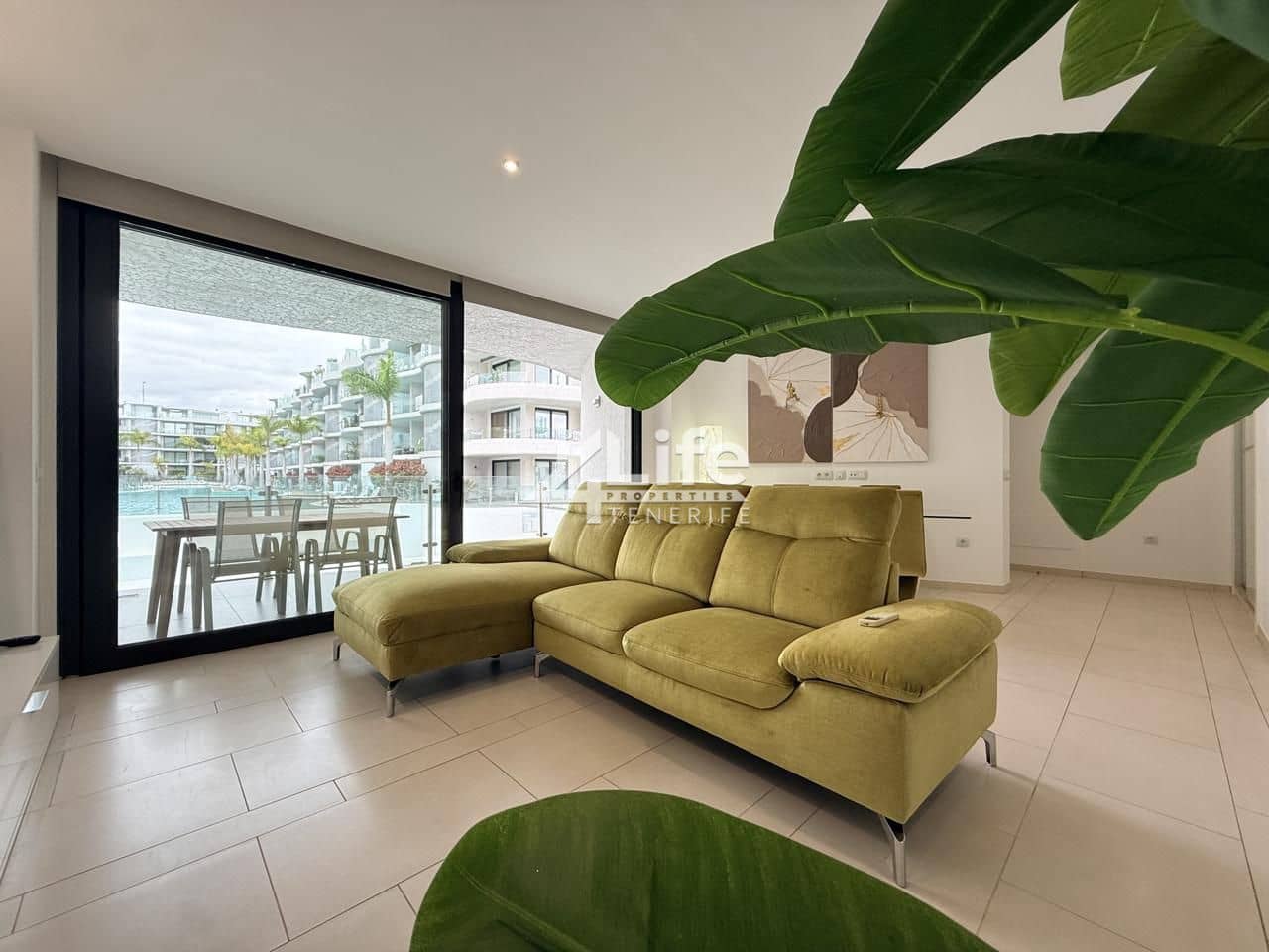 2 bedroom Flat for rent in Palm-Mar with pool garage - € 1,900 (Ref: 7616179)