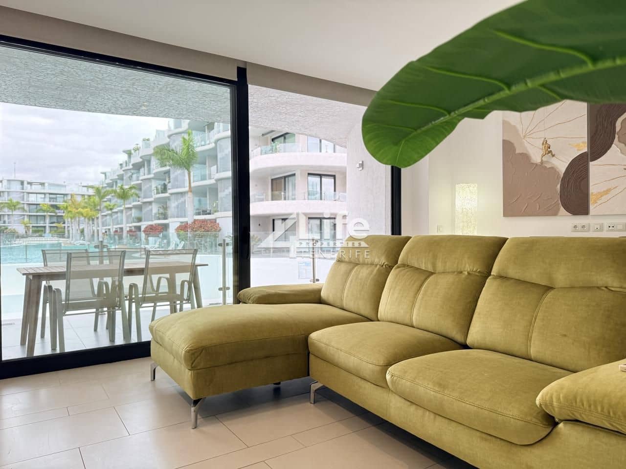 2 bedroom Flat for rent in Palm-Mar with pool garage - € 1,900 (Ref: 7616179)