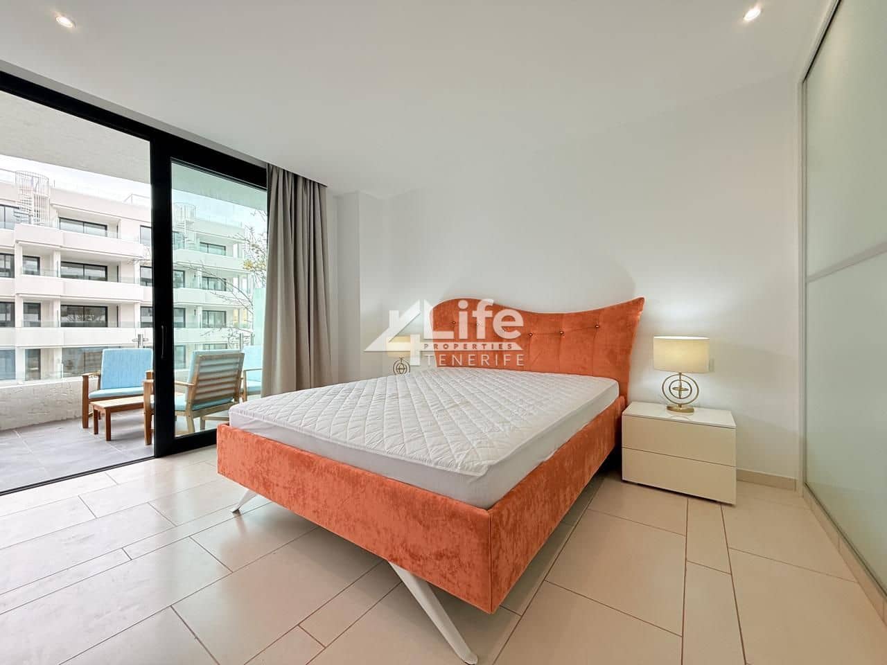 2 bedroom Flat for rent in Palm-Mar with pool garage - € 1,900 (Ref: 7616179)