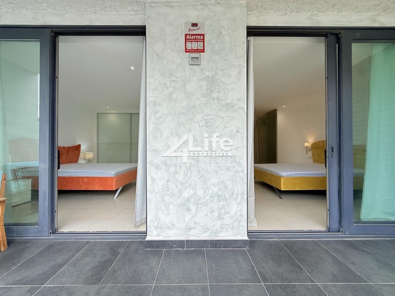 2 bedroom Flat for rent in Palm-Mar with pool garage - € 1,900 (Ref: 7616179)