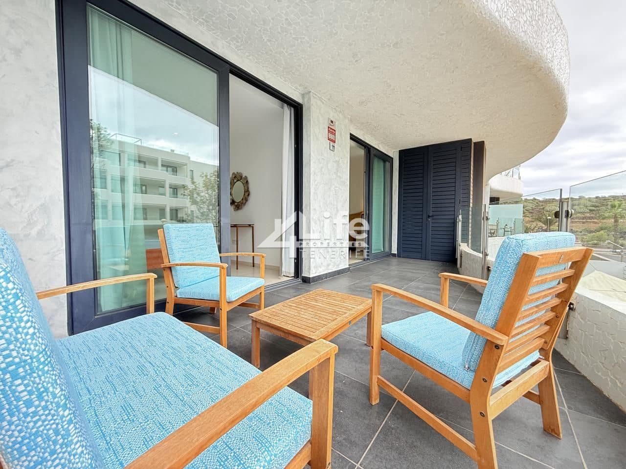 2 bedroom Flat for rent in Palm-Mar with pool garage - € 1,900 (Ref: 7616179)