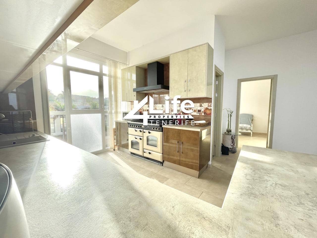 3 makuuhuone Asunto vuokrattavana paikassa Adeje - 2 700 € (Ref: 7950664)
