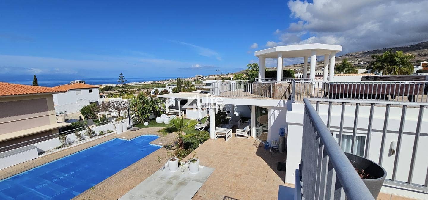 12 soveværelse Villa til salg i Playa Paraiso - € 4.300.000 (Ref: 8176292)