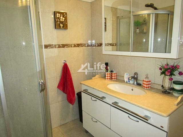 2 slaapkamer Flat te koop in Los Gigantes, Santiago del Teide - € 330.000 (Ref: 8309689)