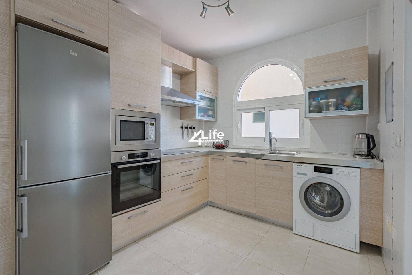 3 soverom Villa til salgs i Palm-Mar med svømmebasseng garasje - € 498 000 (Ref: 8935863)