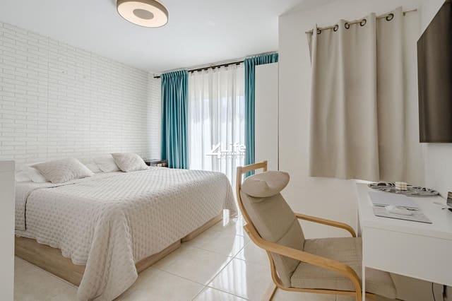 3 chambre Villa/Maison à vendre à Palm-Mar, Arona avec piscine garage - 498 000 € (Ref: 8935863)