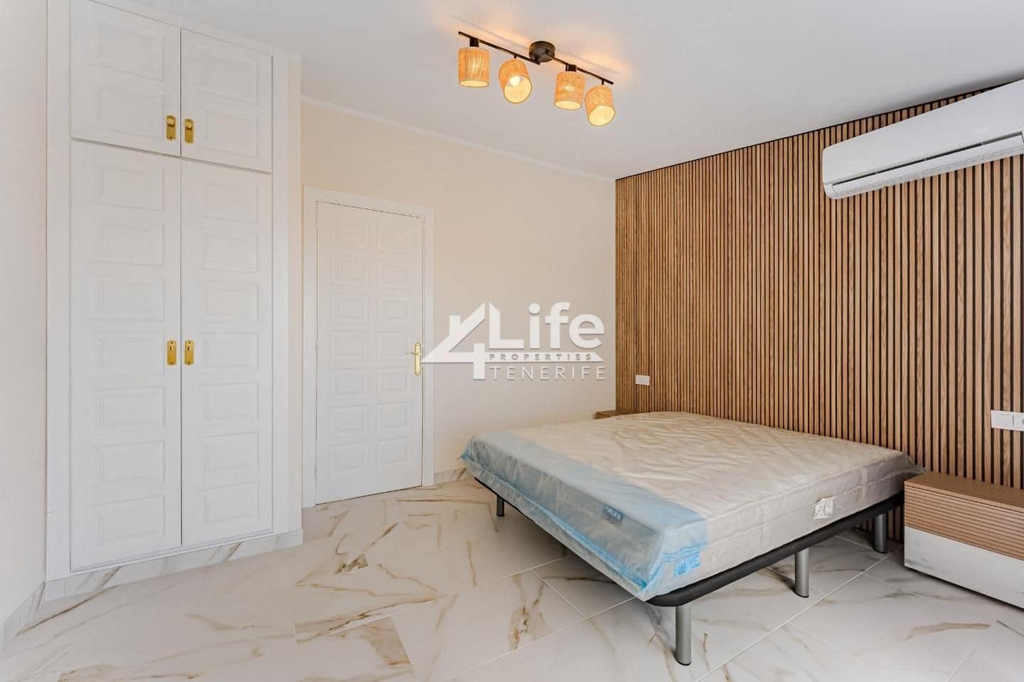 2 chambre Appartement à vendre à Costa del Silencio avec garage - 325 000 € (Ref: 8969557)