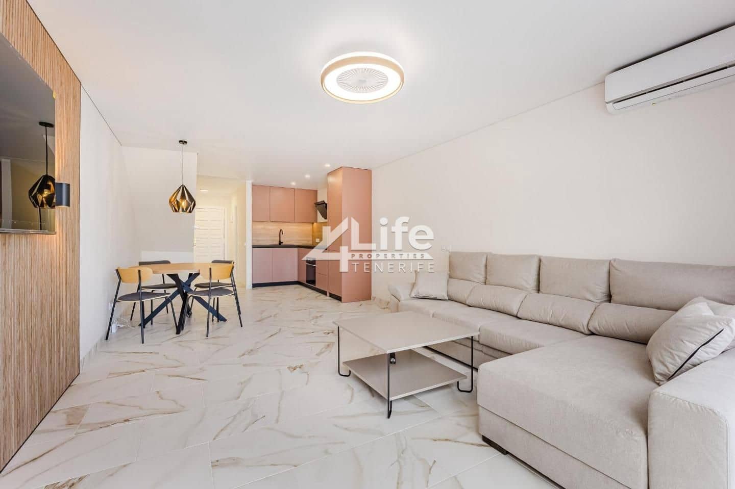 2 chambre Appartement à vendre à Costa del Silencio avec garage - 325 000 € (Ref: 8969557)