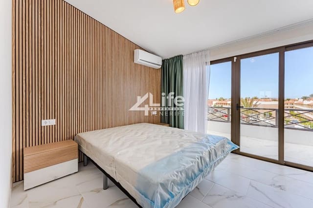 2 soverom Leilighet til salgs i Costa del Silencio, Arona med garasje - € 325 000 (Ref: 8969557)