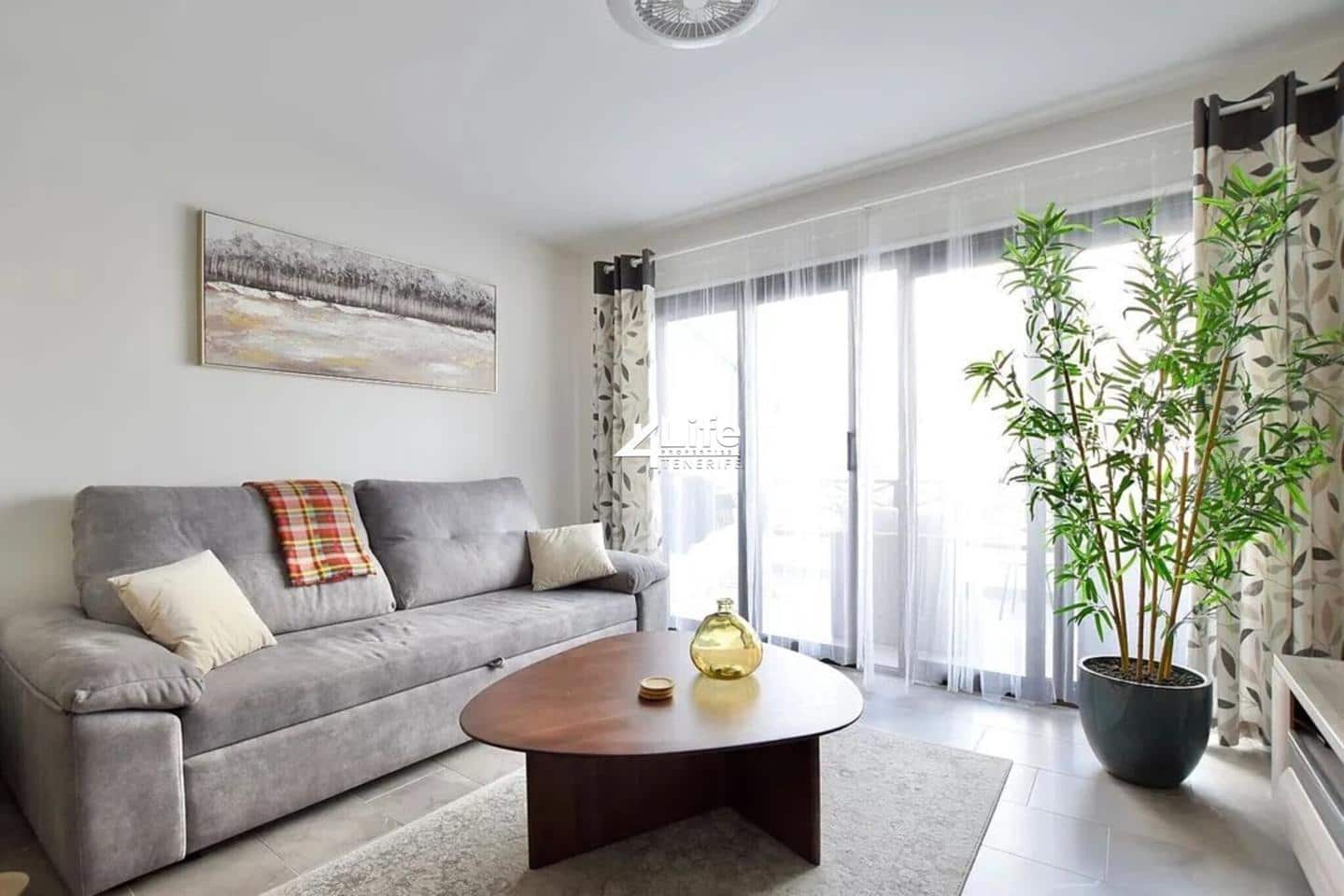 Piso de 2 habitaciones en Costa del Silencio en venta con piscina - 325.000 € (Ref: 9028380)