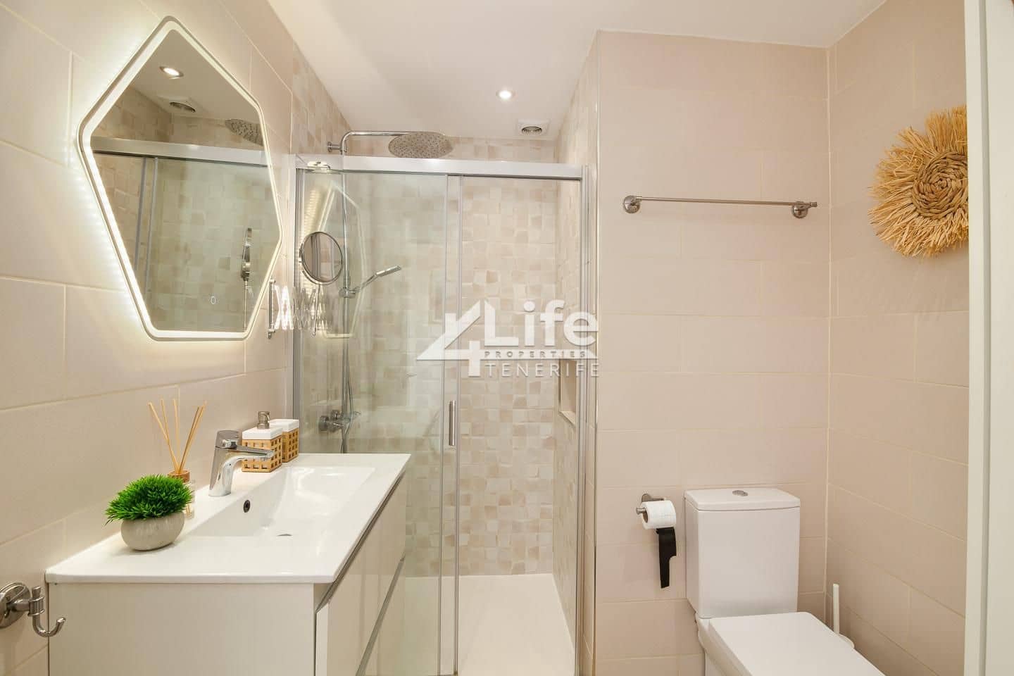 1 soveværelse Lejlighed til salg i Costa Adeje - € 259.900 (Ref: 9116845)