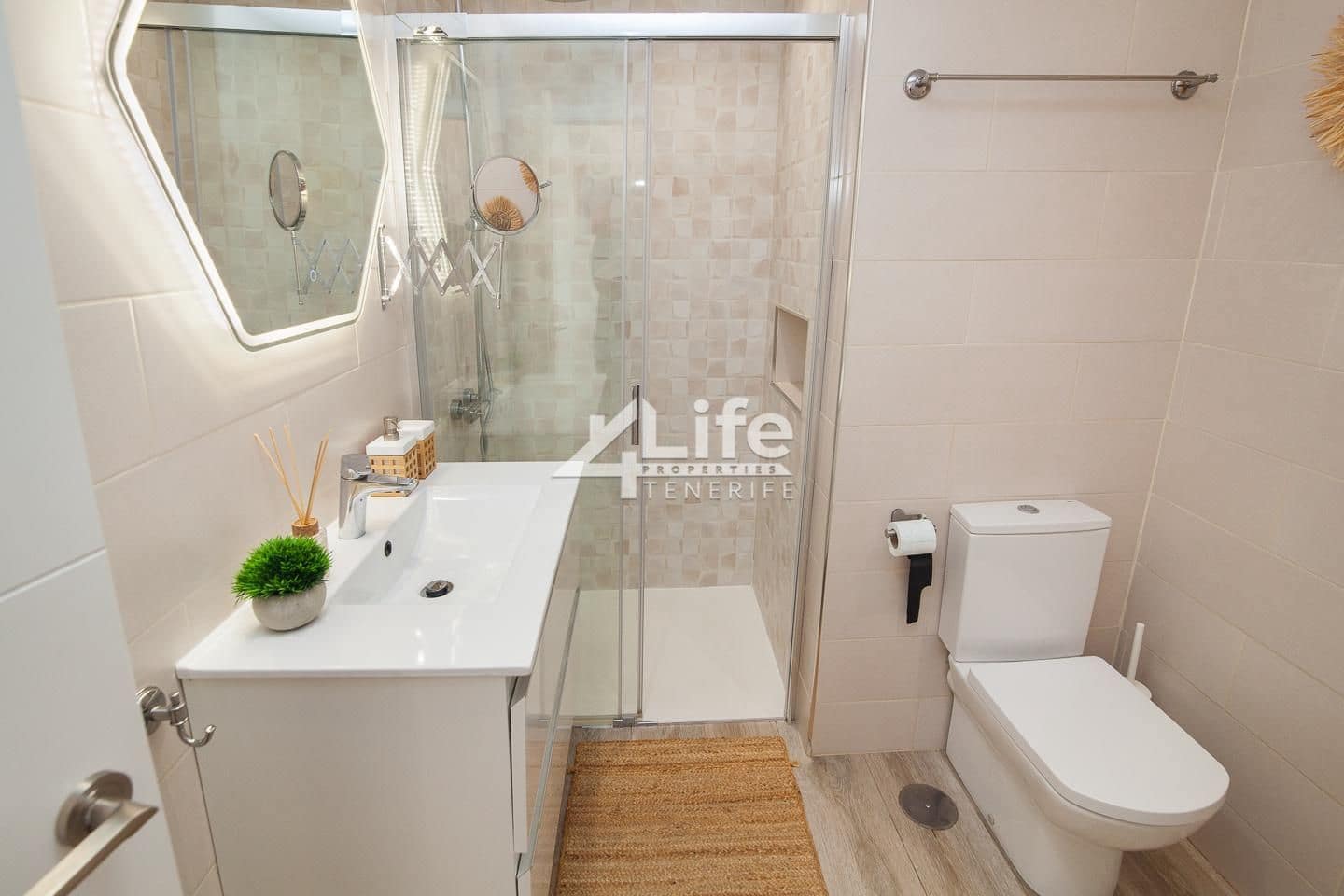 1 soveværelse Lejlighed til salg i Costa Adeje - € 259.900 (Ref: 9116845)