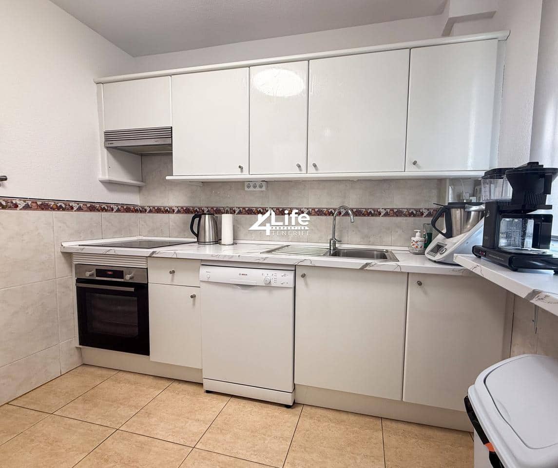 3 soveværelse Lejlighed til leje i Callao Salvaje med swimmingpool garage - € 2.200 (Ref: 9130230)