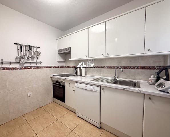 3 makuuhuone Asunto vuokrattavana paikassa Callao Salvaje, Adeje mukana uima-altaan 
autotalli - 2 200 € (Ref: 9130230)