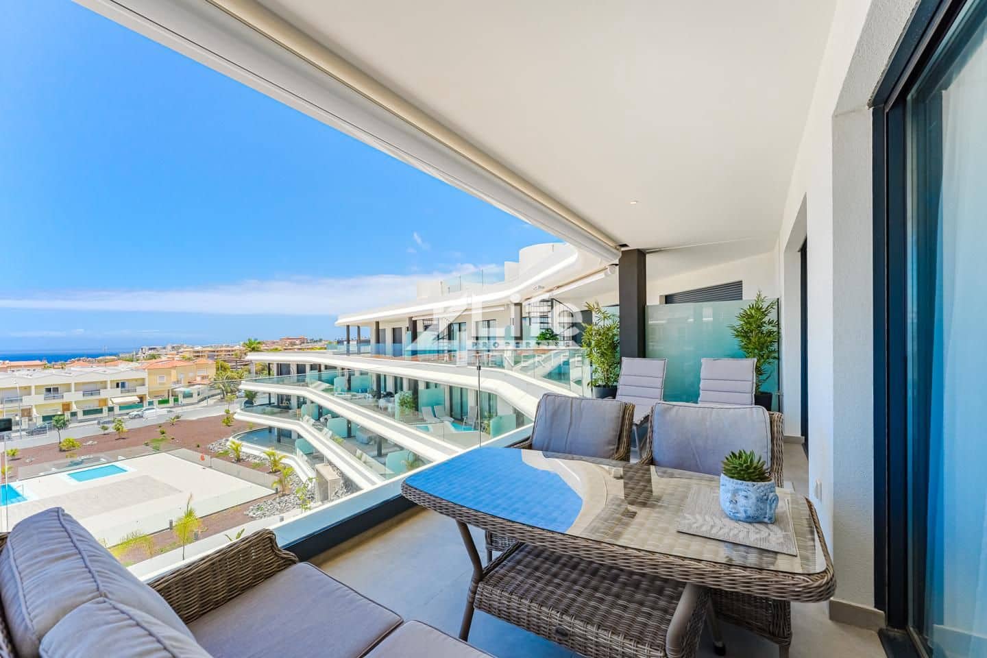 3 soveværelse Lejlighed til salg i Costa Adeje med swimmingpool garage - € 1.250.000 (Ref: 9142388)