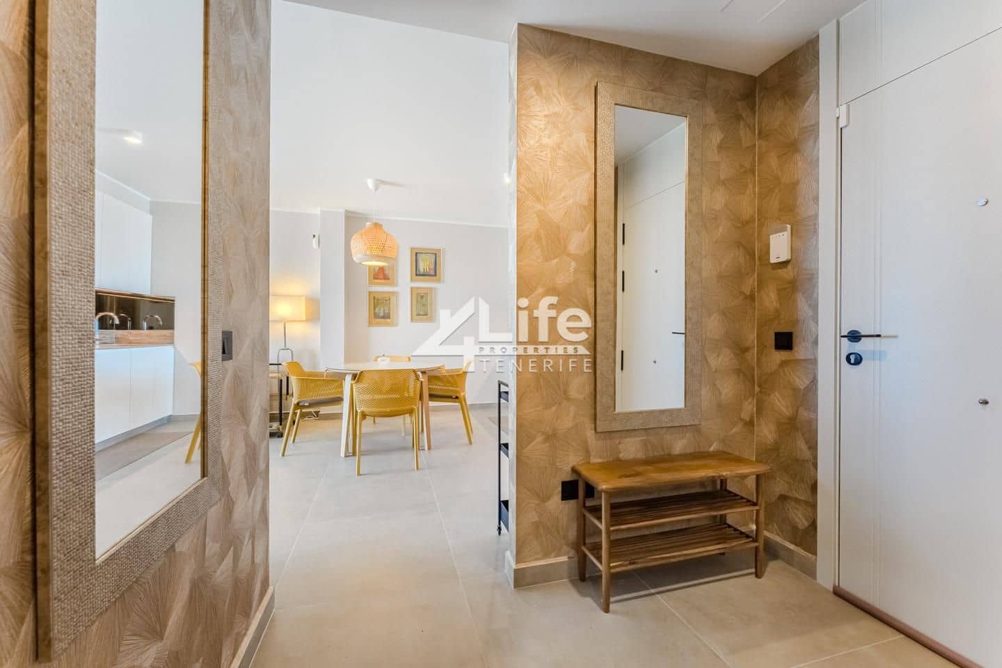 3 soveværelse Lejlighed til salg i Costa Adeje med swimmingpool garage - € 1.250.000 (Ref: 9142388)