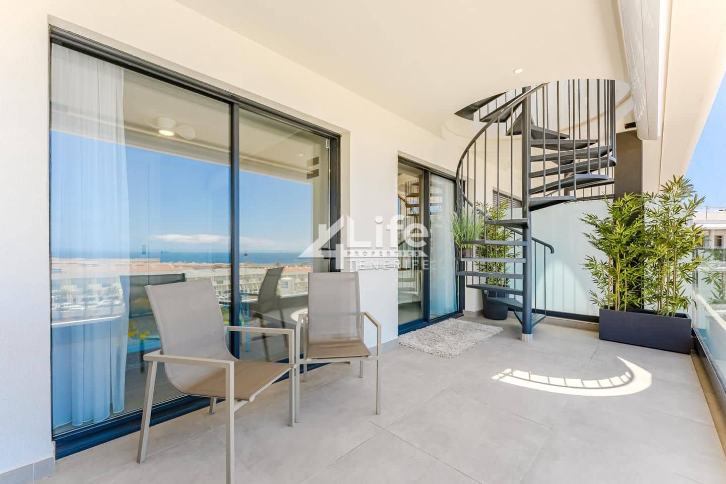 3 soveværelse Lejlighed til salg i Costa Adeje med swimmingpool garage - € 1.250.000 (Ref: 9142388)