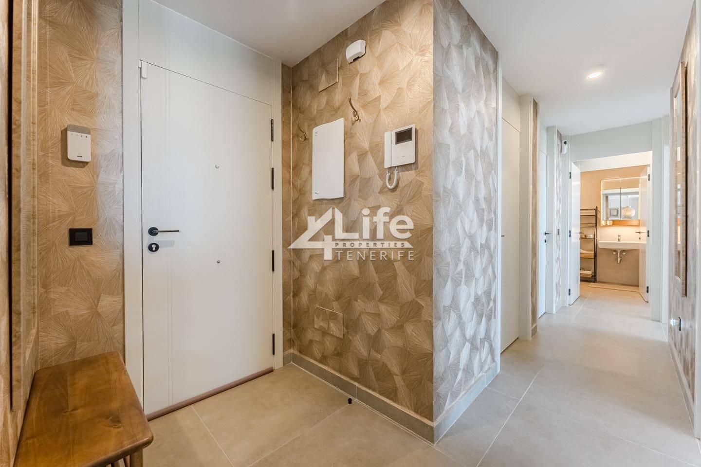 3 soveværelse Lejlighed til salg i Costa Adeje med swimmingpool garage - € 1.250.000 (Ref: 9142388)