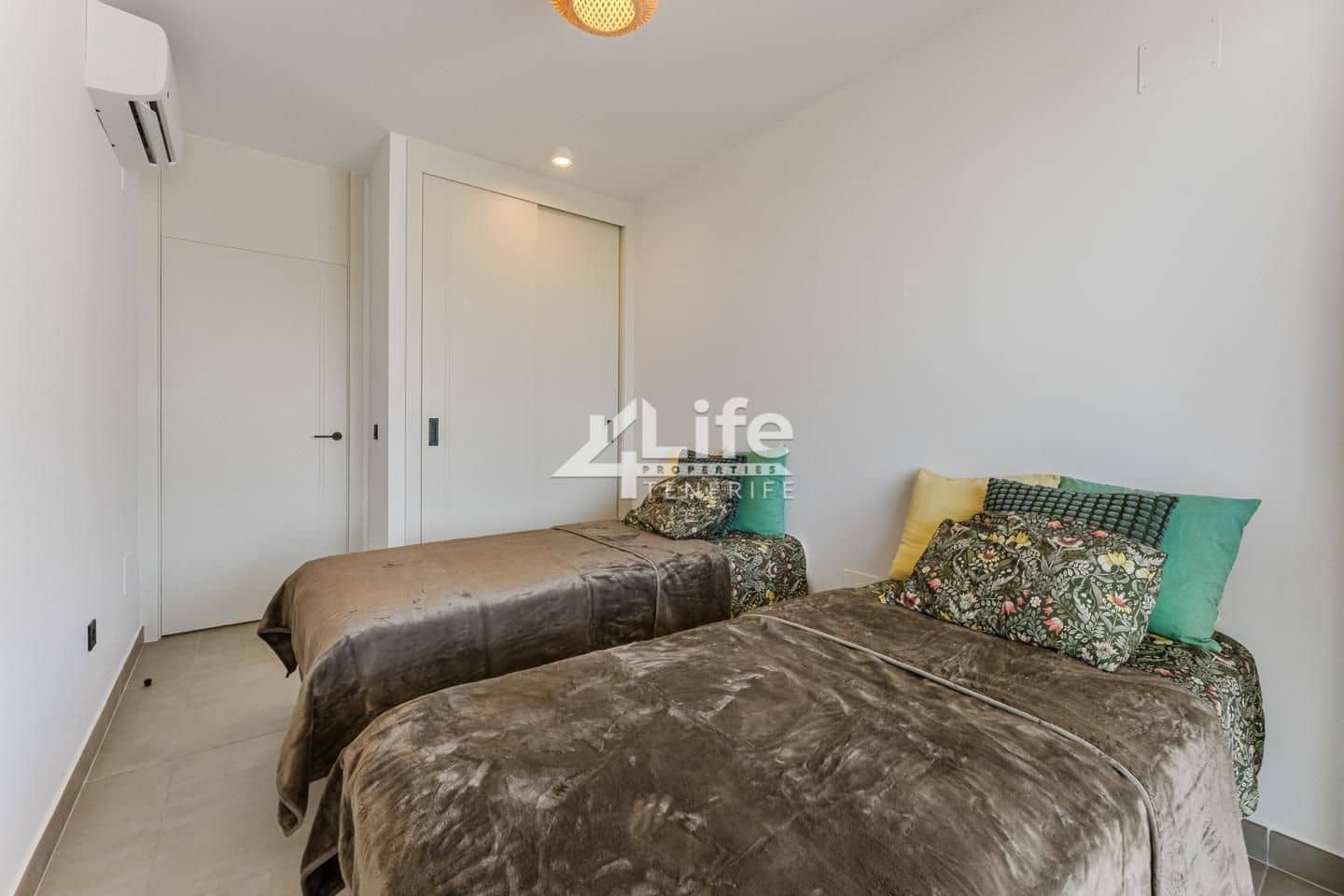 2 soveværelse Lejlighed til salg i Costa Adeje med swimmingpool garage - € 850.000 (Ref: 9142389)