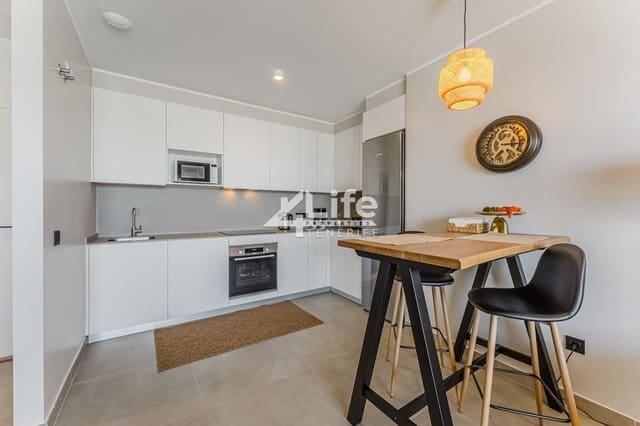 2 slaapkamer Flat te koop in Playa de Fañabé Alto, Adeje met zwembad garage - € 850.000 (Ref: 9142389)