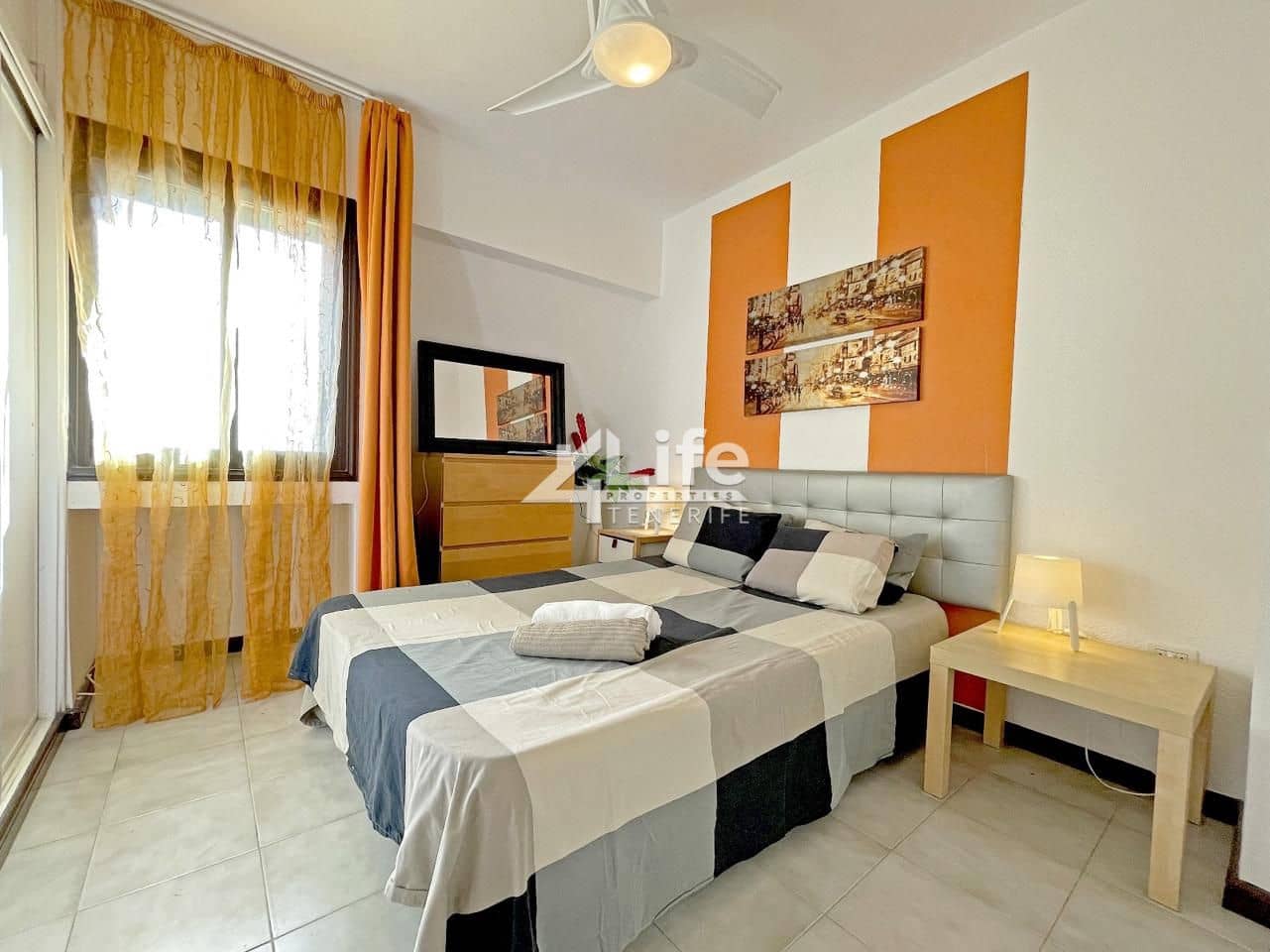 3 soveværelse Lejlighed til salg i Playa de las Americas med garage - € 470.000 (Ref: 9161982)