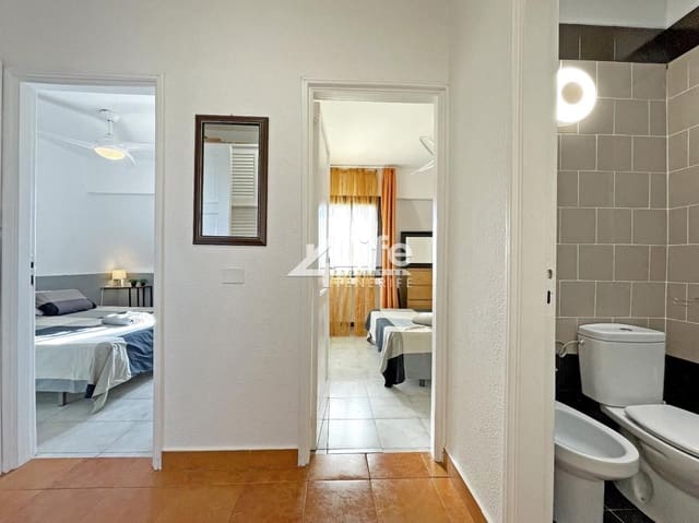 3 soveværelse Lejlighed til salg i Playa de las Americas, Arona med garage - € 470.000 (Ref: 9161982)