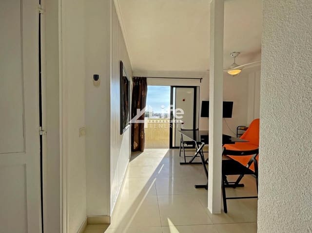 3 soveværelse Lejlighed til salg i Playa de las Americas, Arona med garage - € 470.000 (Ref: 9161982)