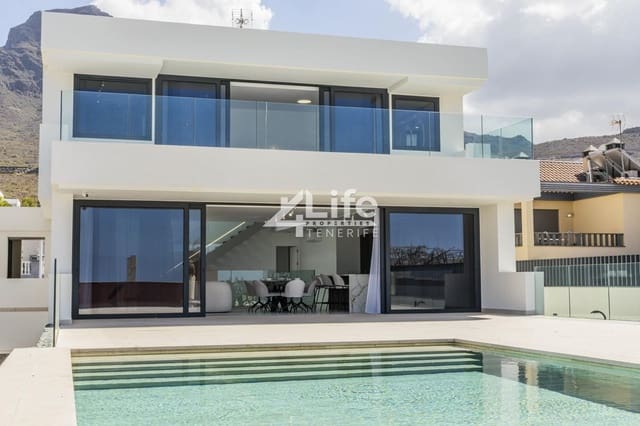 5 soverom Villa til salgs i El Madroñal, Adeje med svømmebasseng garasje - € 3 500 000 (Ref: 9166624)