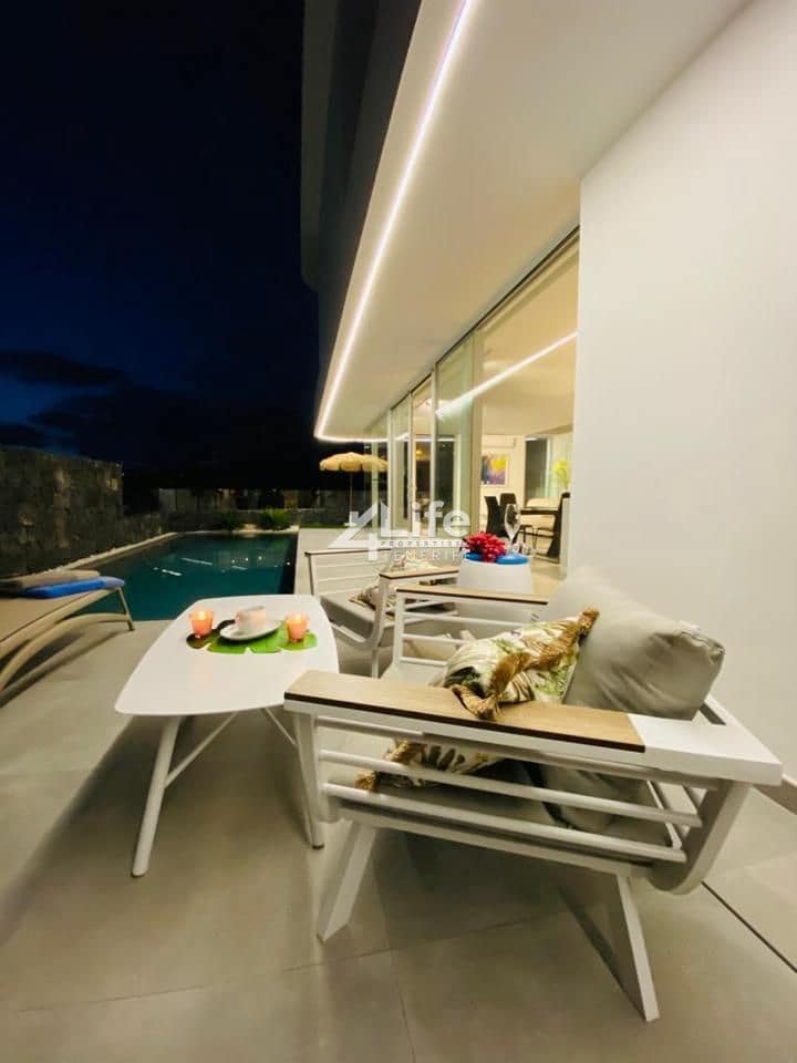 4 soverom Villa til salgs i Costa Adeje med svømmebasseng - € 1 650 000 (Ref: 9189871)