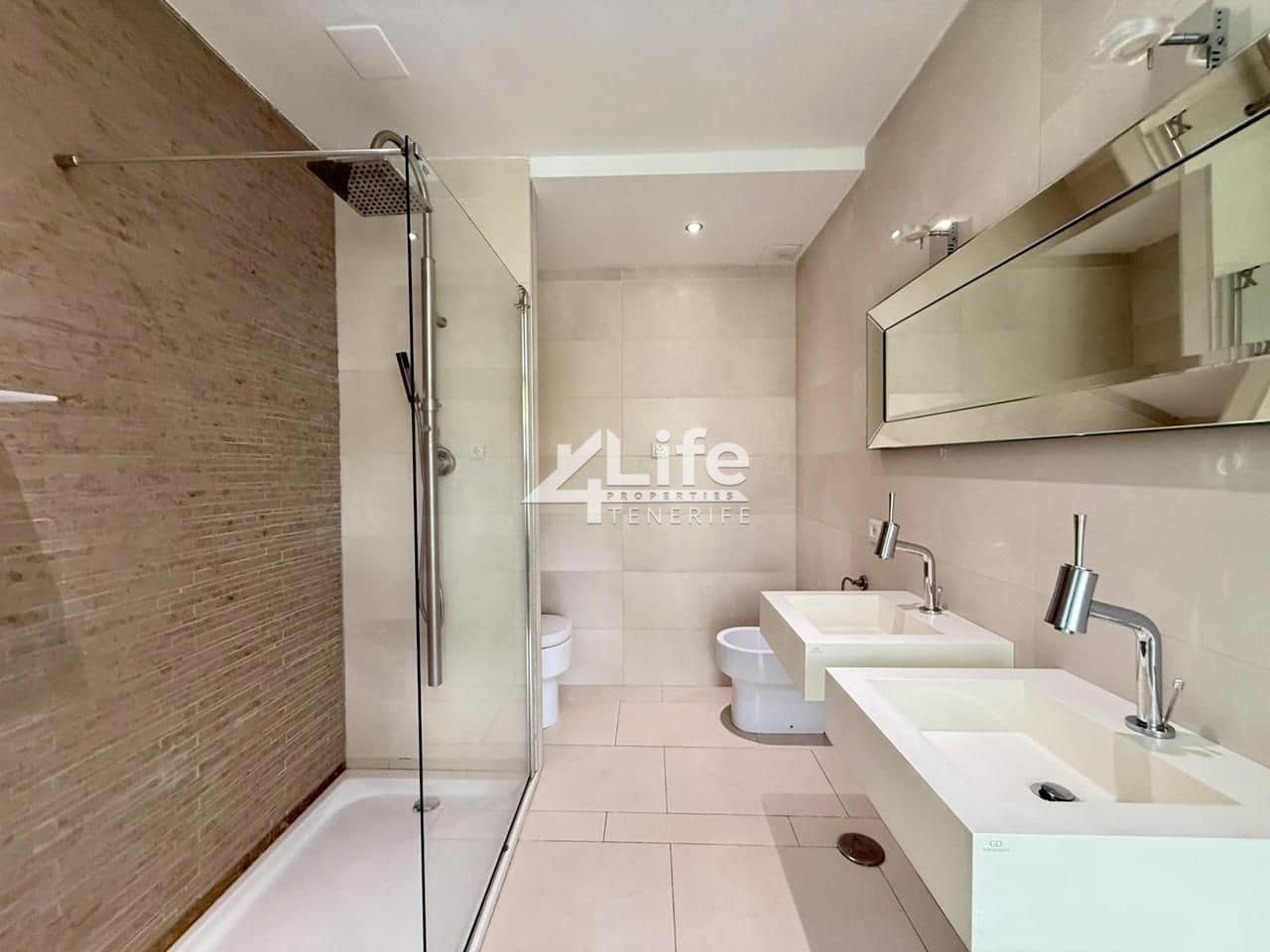 2 makuuhuone Asunto vuokrattavana paikassa Palm-Mar - 2 200 € (Ref: 9207696)