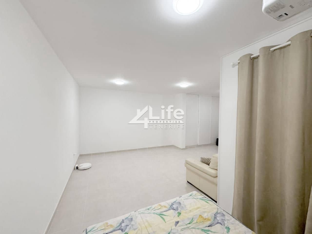 3 soveværelse Bungalow til salg i Adeje med garage - € 385.000 (Ref: 9216746)