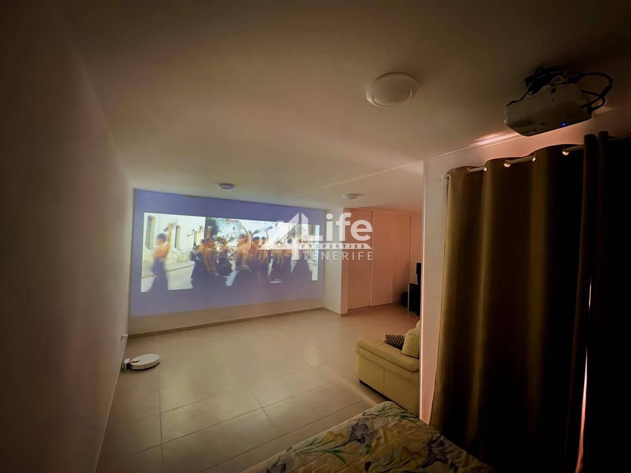 3 soveværelse Bungalow til salg i Adeje med garage - € 385.000 (Ref: 9216746)