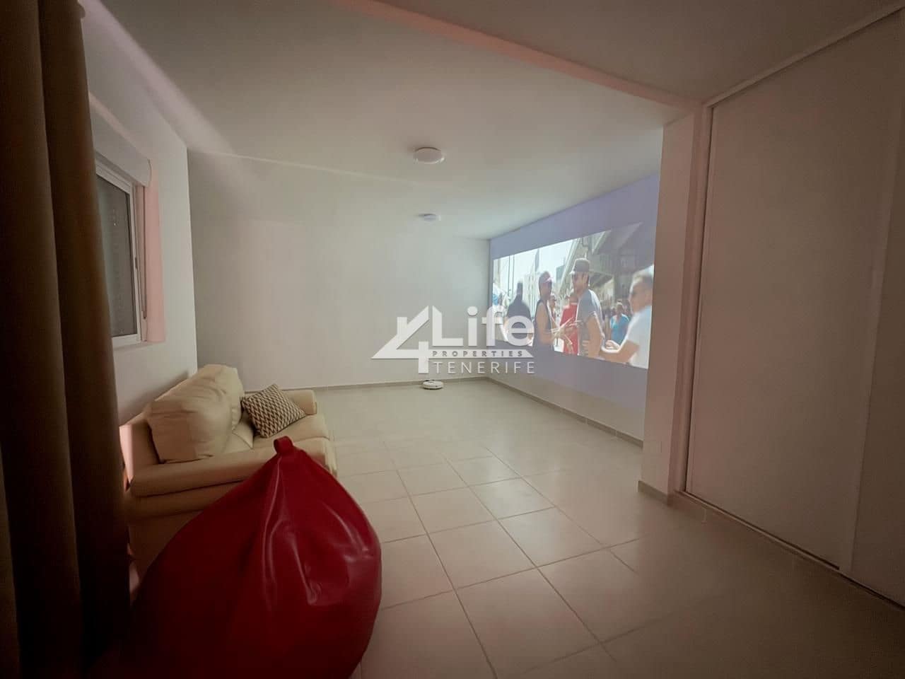 3 soveværelse Bungalow til salg i Adeje med garage - € 385.000 (Ref: 9216746)