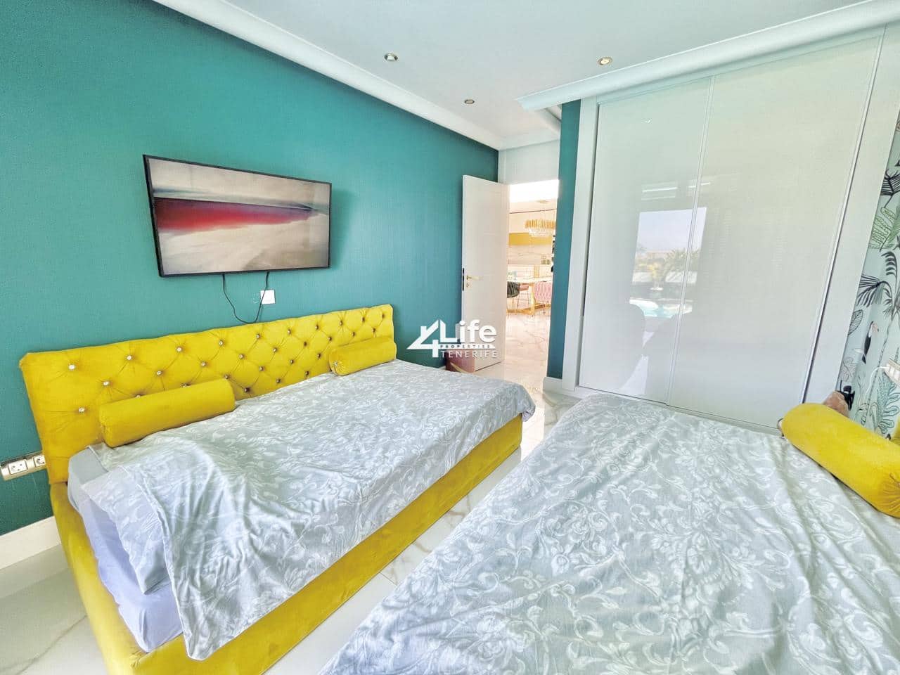 4 soverom Villa til salgs i El Madronal med svømmebasseng garasje - € 1 200 000 (Ref: 9263589)