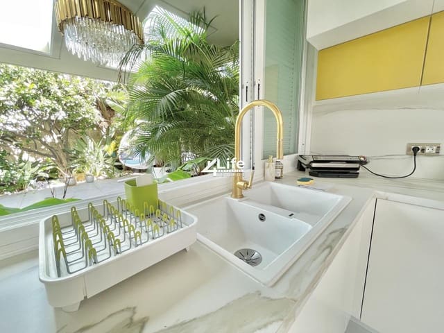 4 soveværelse Villa til salg i El Madroñal, Adeje med swimmingpool garage - € 1.200.000 (Ref: 9263589)