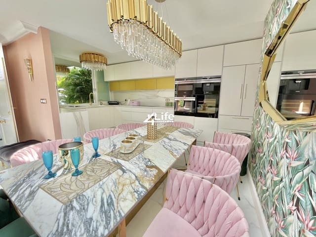 4 soveværelse Villa til salg i El Madroñal, Adeje med swimmingpool garage - € 1.200.000 (Ref: 9263589)