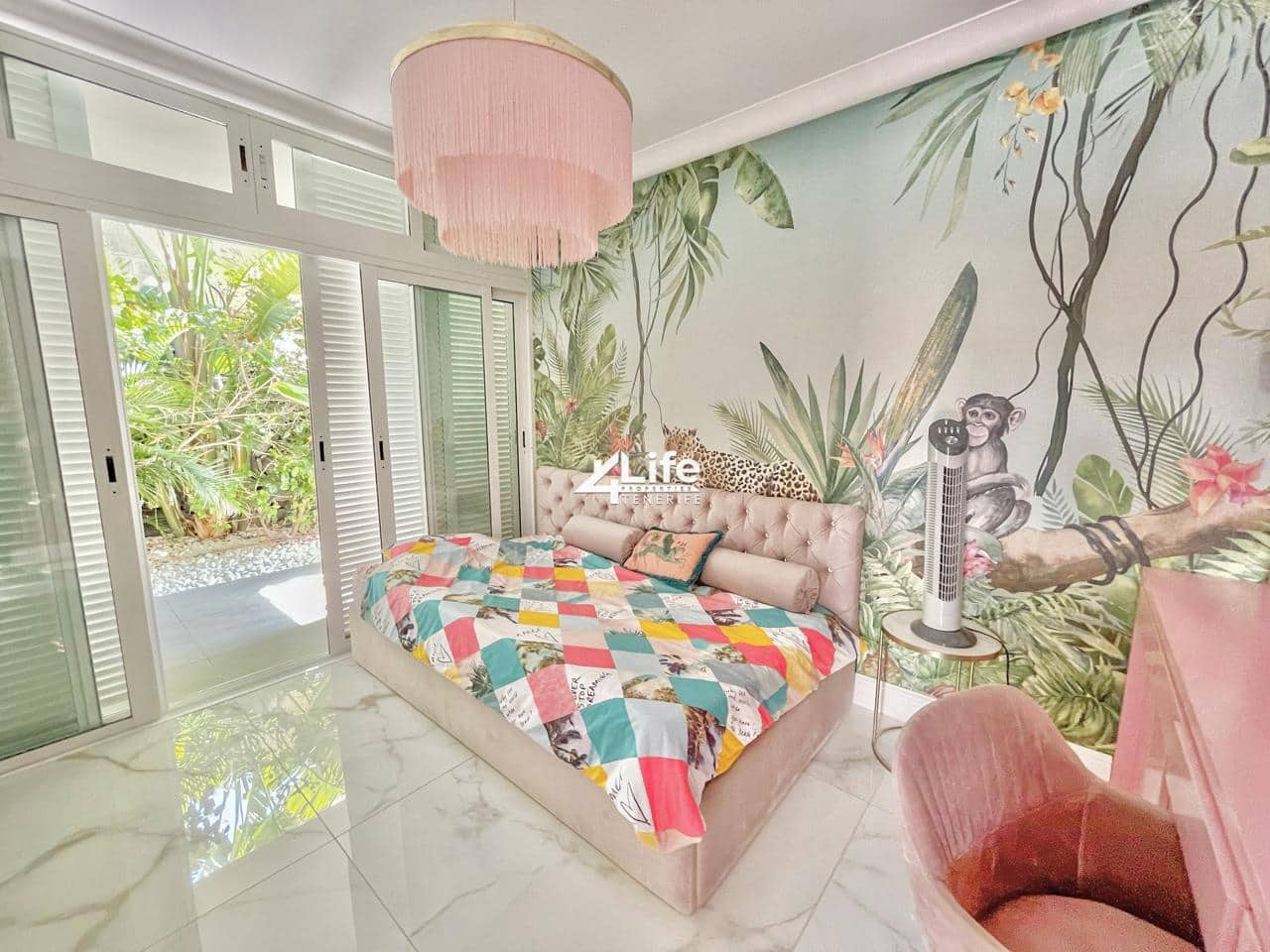 4 soverom Villa til salgs i El Madronal med svømmebasseng garasje - € 1 200 000 (Ref: 9263589)