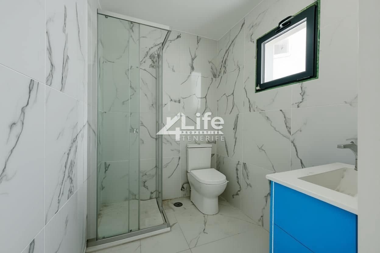 2 soverom Leilighet til salgs i San Isidro de Abona med garasje - € 209 500 (Ref: 9279619)