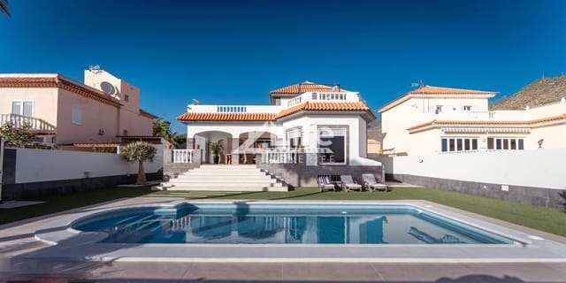5 Zimmer Villa zu verkaufen in Playa de Fañabé Alto, Adeje mit Pool Garage - 1.830.000 € (Ref: 9309052)