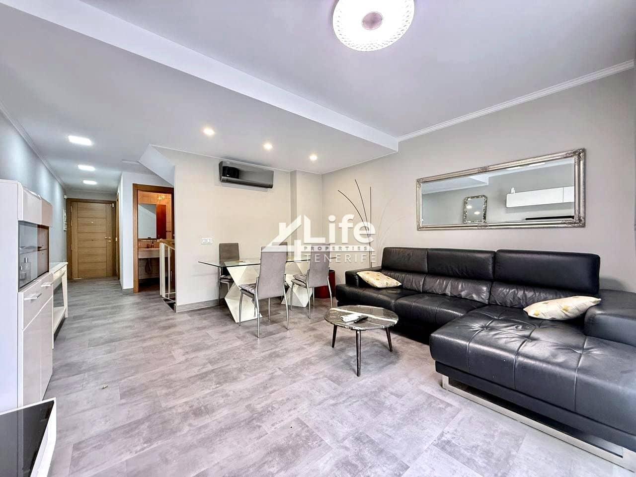 3 chambre Finca/Maison de Campagne à vendre à Costa Adeje avec piscine garage - 470 000 € (Ref: 9343847)