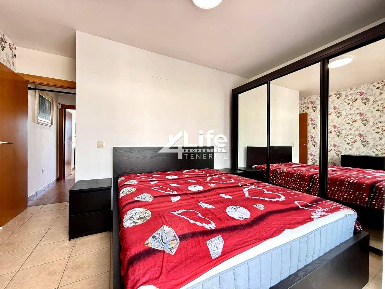 3 chambre Finca/Maison de Campagne à vendre à Costa Adeje avec piscine garage - 470 000 € (Ref: 9343847)