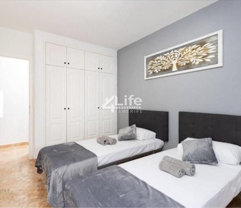 3 makuuhuone Huvila vuokrattavana paikassa Costa Adeje mukana 
autotalli - 3 500 € (Ref: 9352143)