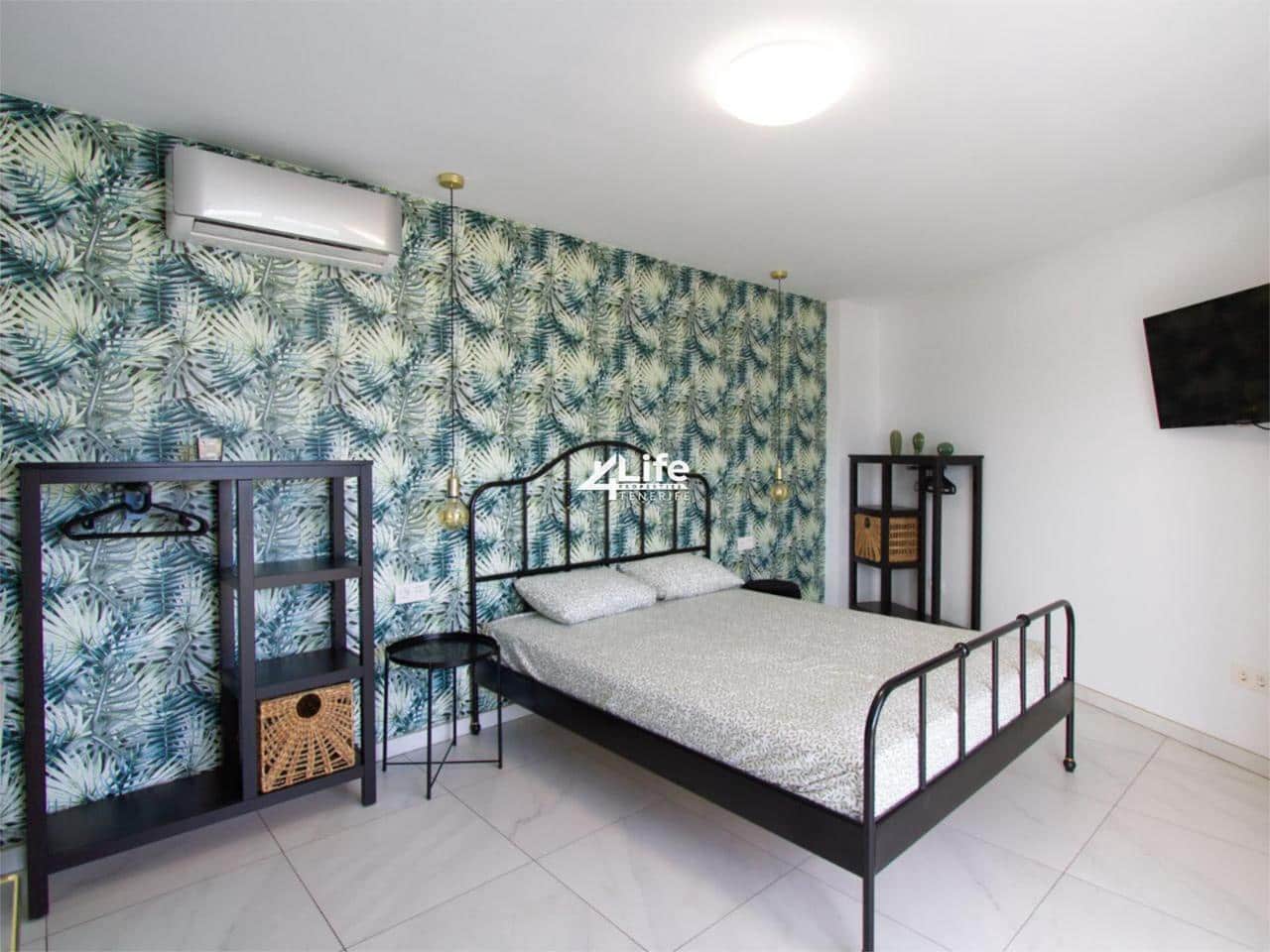 2 sovrum Lägenhet till salu i Playa de las Americas med pool - 395 000 € (Ref: 9357632)