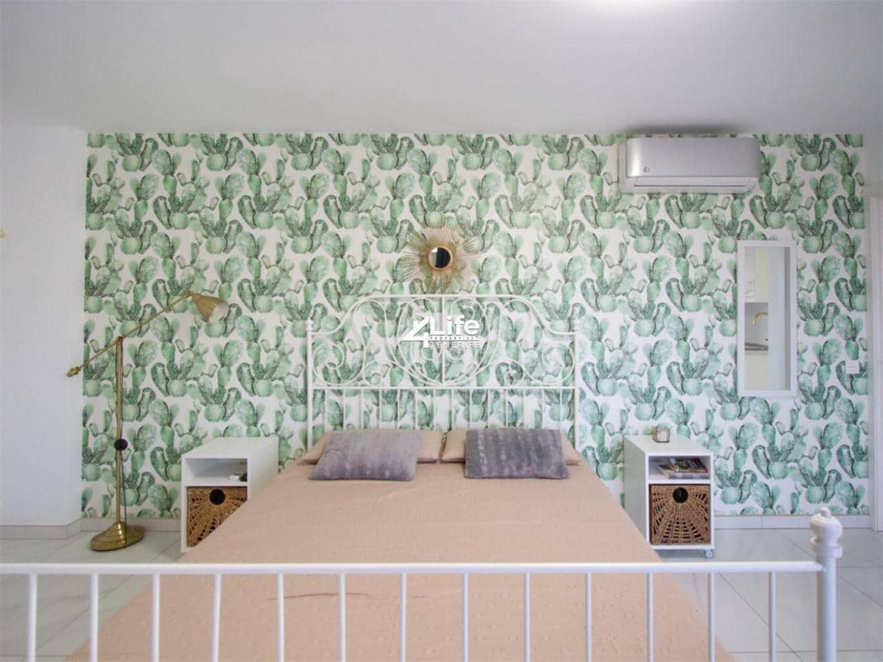 2 sovrum Lägenhet till salu i Playa de las Americas med pool - 395 000 € (Ref: 9357632)