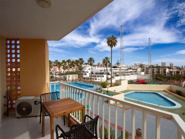 2 soveværelse Lejlighed til salg i Playa de las Americas, Arona med swimmingpool - € 395.000 (Ref: 9357632)