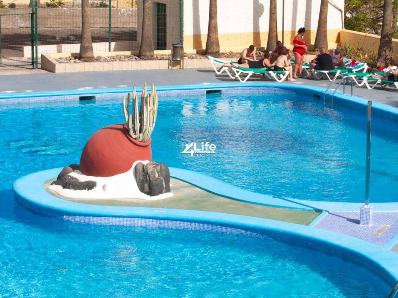 2 sovrum Lägenhet till salu i Playa de las Americas med pool - 395 000 € (Ref: 9357632)